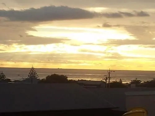 Christies Beach Hotel Clarendon Australia