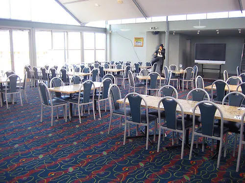Christies Beach Hotel Clarendon